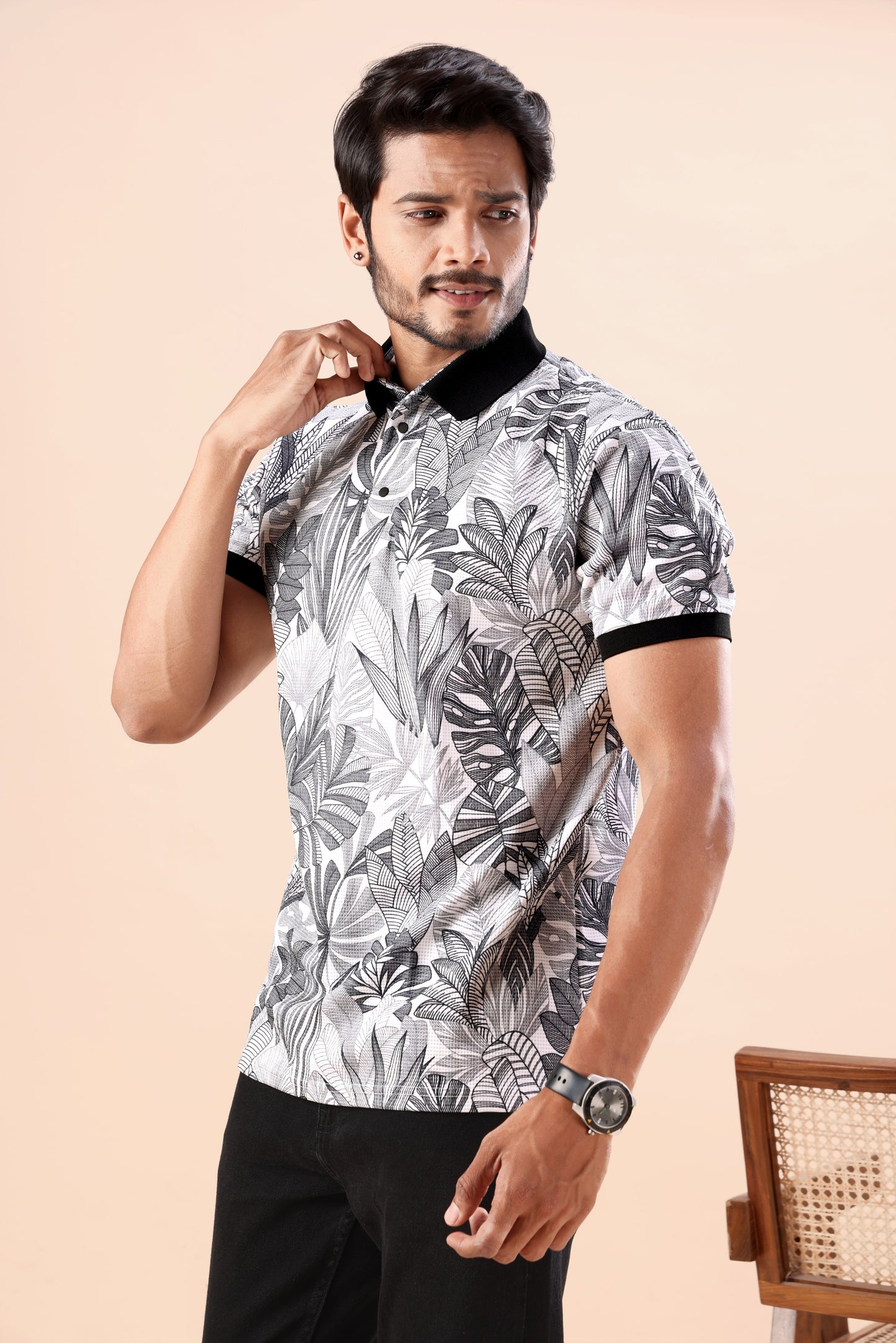 Evenway Men’s Premium Black & White Tropical Leaf Printed Polo T-Shirt with Contrast Collar | Stylish Slim Fit Casual Polo Tee
