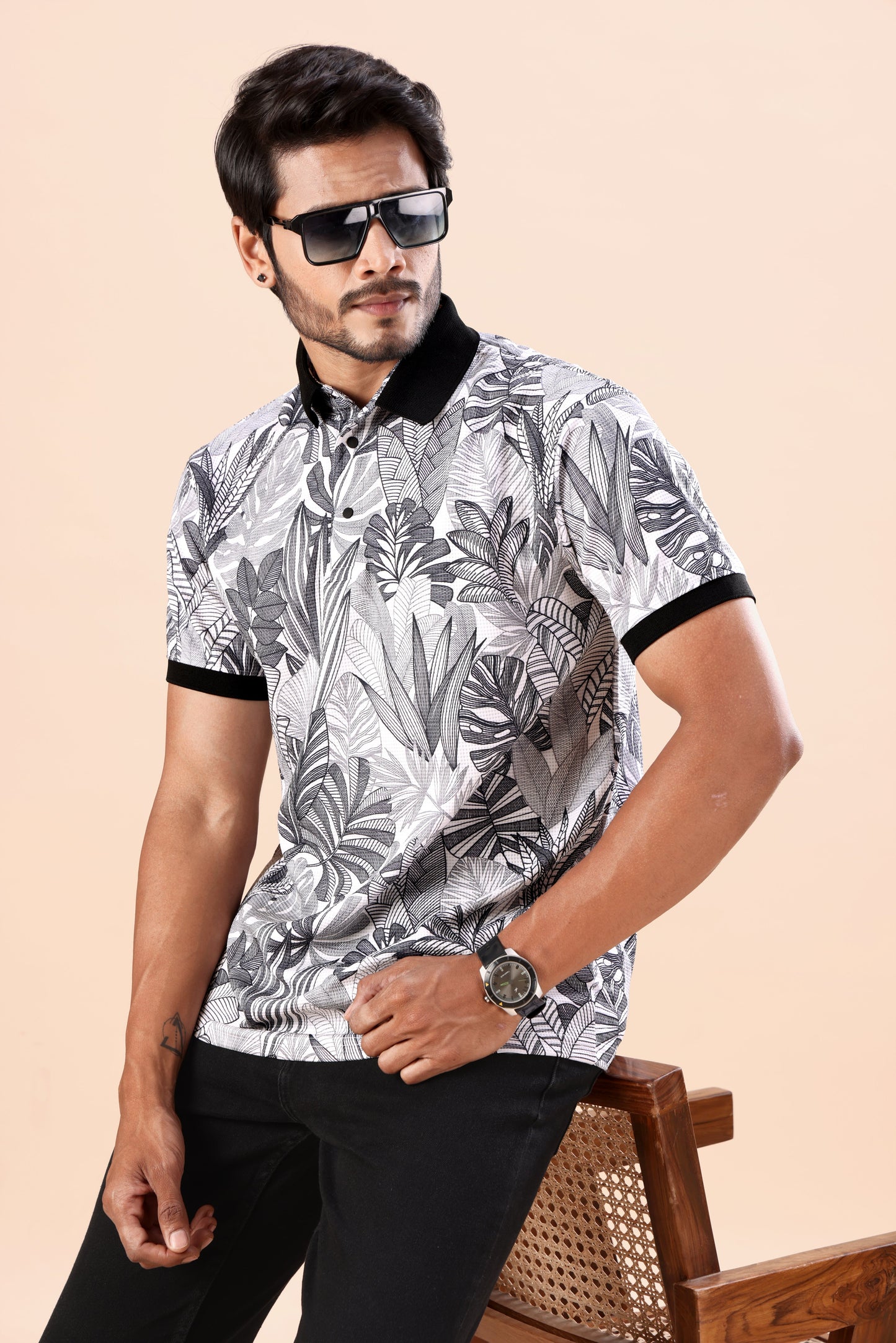 Evenway Men’s Premium Black & White Tropical Leaf Printed Polo T-Shirt with Contrast Collar | Stylish Slim Fit Casual Polo Tee